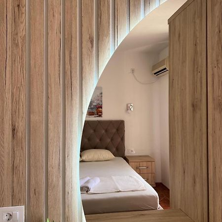 Kontiki Apartments Ulcinj Ngoại thất bức ảnh